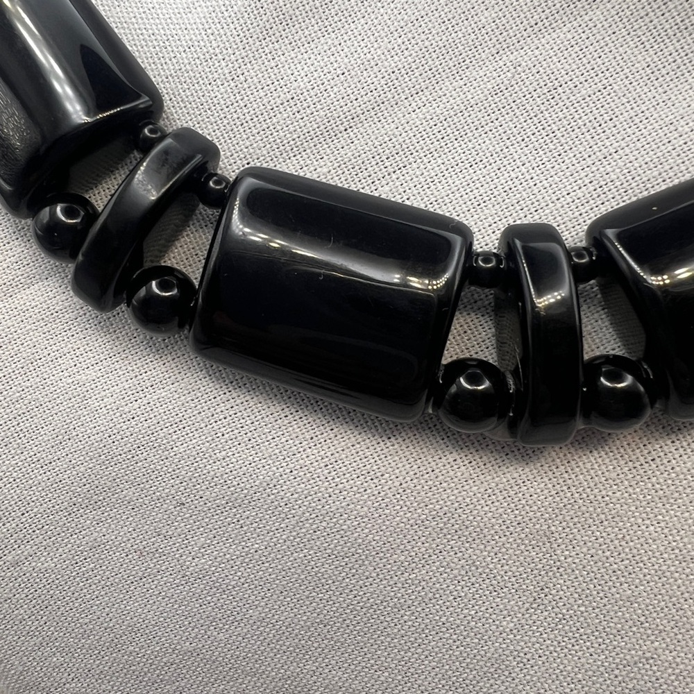 Monet Runway Couture Jet Black Lucite Choker necklace Vintage - Picture 3 of 10